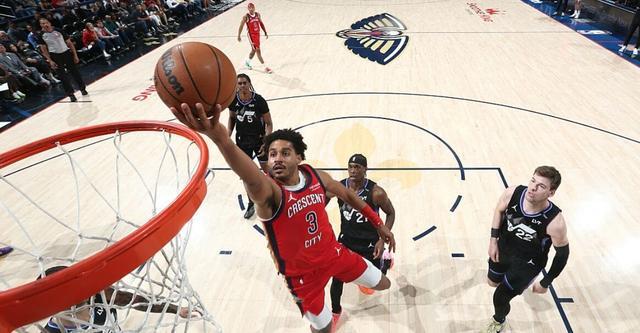 江南体育中心-费尔斯40+5+6+3普尔34分 鹈鹕大胜爵士