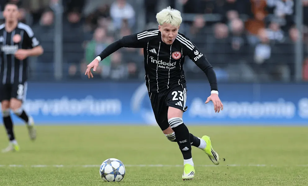 江南体育网页版-法鹰准备下赛季提拔16岁中场完成德甲首秀;皇马等多队关注